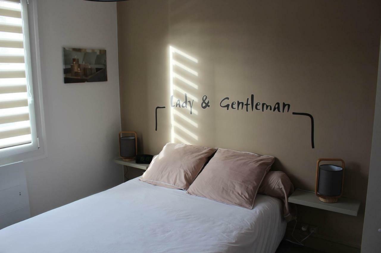 Appartement Quai Ouest, Vue Entree Port, Stationnement Gratuit, Lits Faits Pour Votre Arrivee, Serviettes De Toilettes Fournies Dieppe Exteriér fotografie